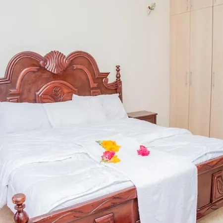 Jkia Homestays Найроби Экстерьер фото